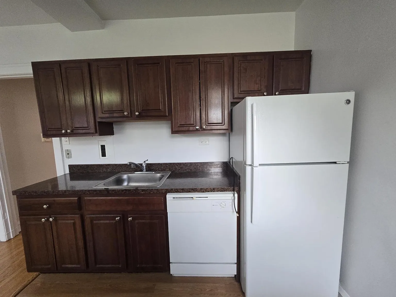 913 Elmwood Avenue #C3 — Photo 2