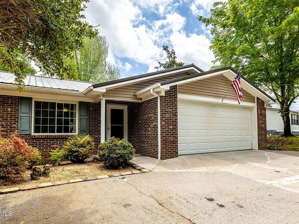 1st image of 635 Peterson Ln