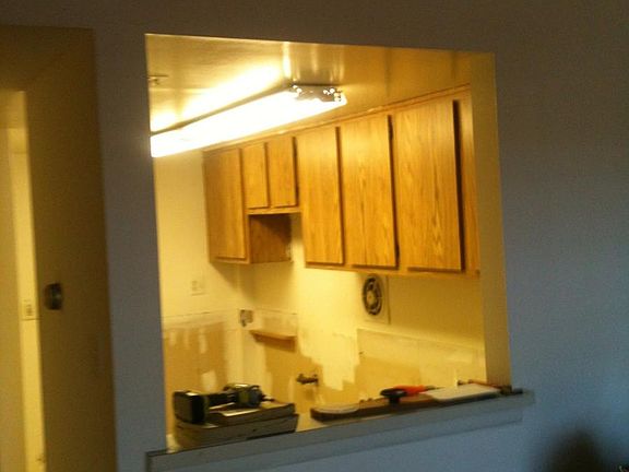 5th image of 870 N 28th St APT 224