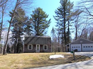 51 Garden Dr, Winterport, ME 04496