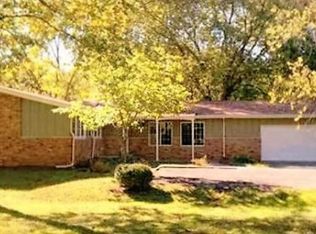 17702 Douglas Rd, South Bend, IN 46635