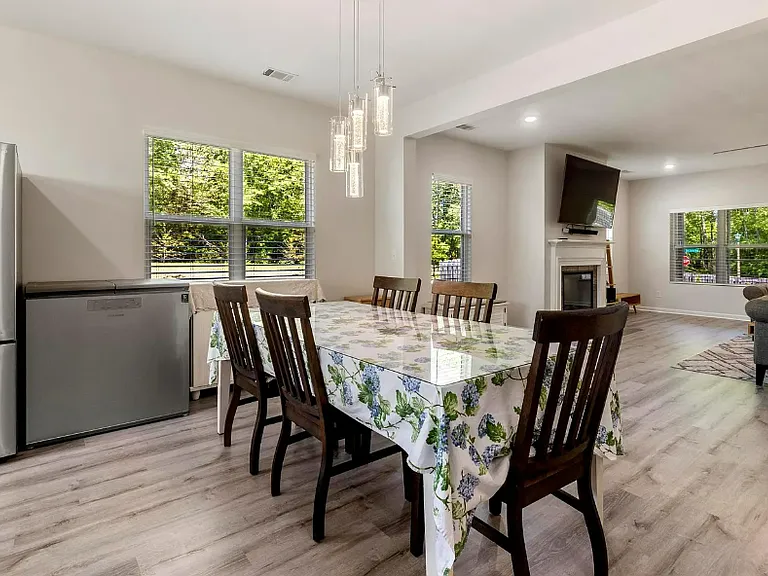 121 Northern Flicker Dr — Photo 5