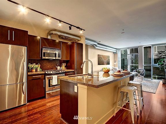 3rd image of 530 Broadway Avenue E #211