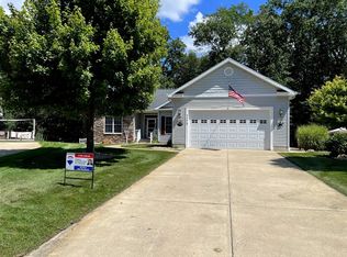 1172 Lexington Blvd, Jackson, MI 49201