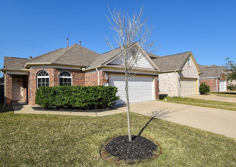 1st image of 14811 Waverly Hill Ln