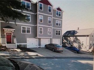 101 Grand View St #2, Providence, RI 02906