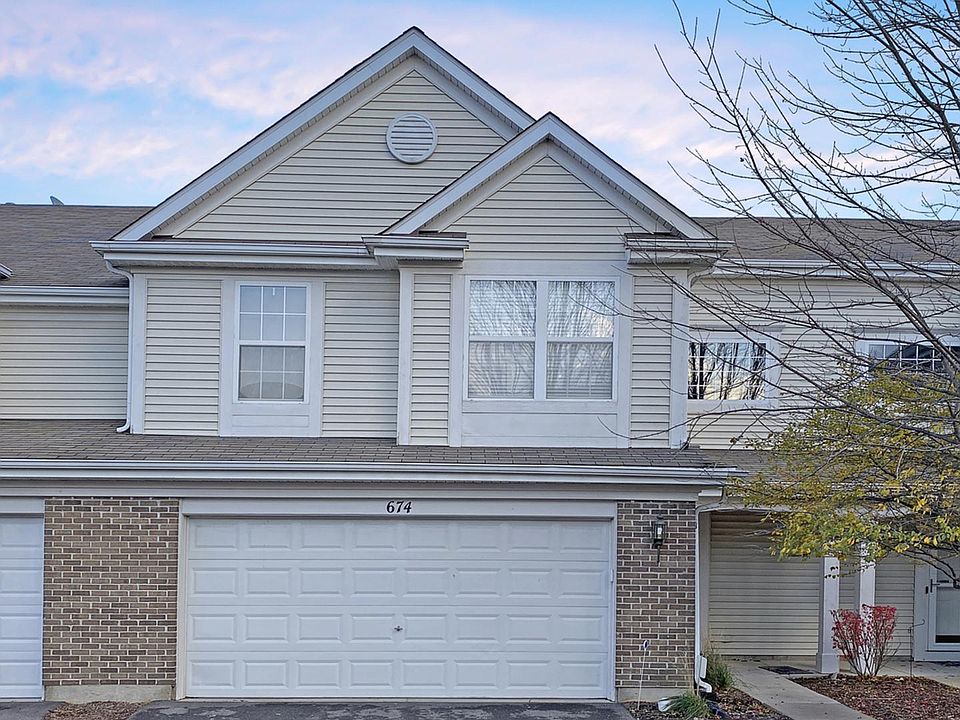 1st image of 674 Lancaster Dr