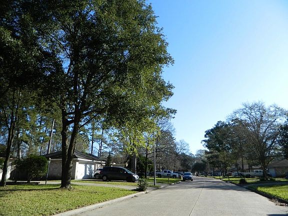 5th image of 2706 Tinechester Dr