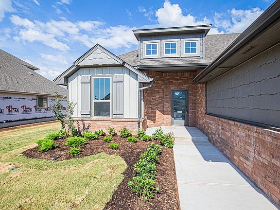 Homes by Taber Hummingbird Floor Plan-3702 Addison Ave