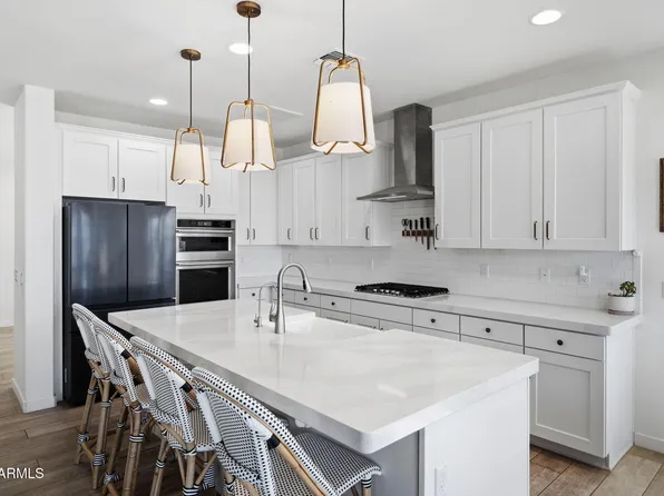 2080 E Flamingo Way, Gilbert, AZ 85297