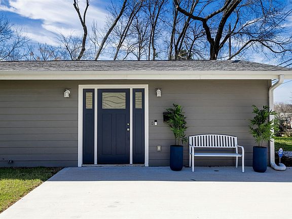 3rd image of 5503 Manor Rd