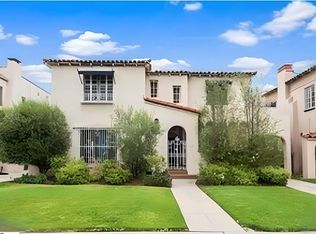 126 1/2 N Hamilton Dr #1/2, Beverly Hills, CA 90211