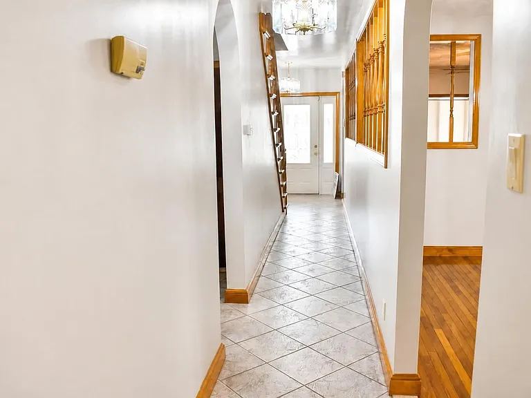 137 Cross St — Photo 10