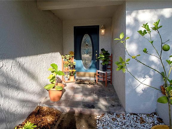 4th image of 2841 Buccaneer Dr