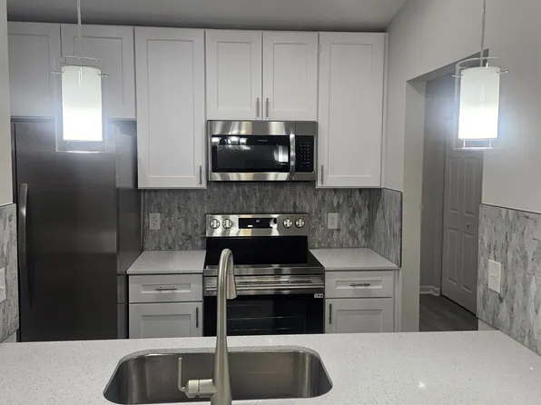 3270 Ricky Dr APT 202, Jacksonville, FL 32223