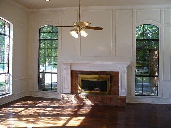 5th image of 1437 Harrington Dr
