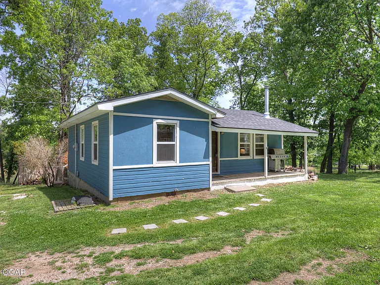1265 S Brynewood Ln — Photo 2