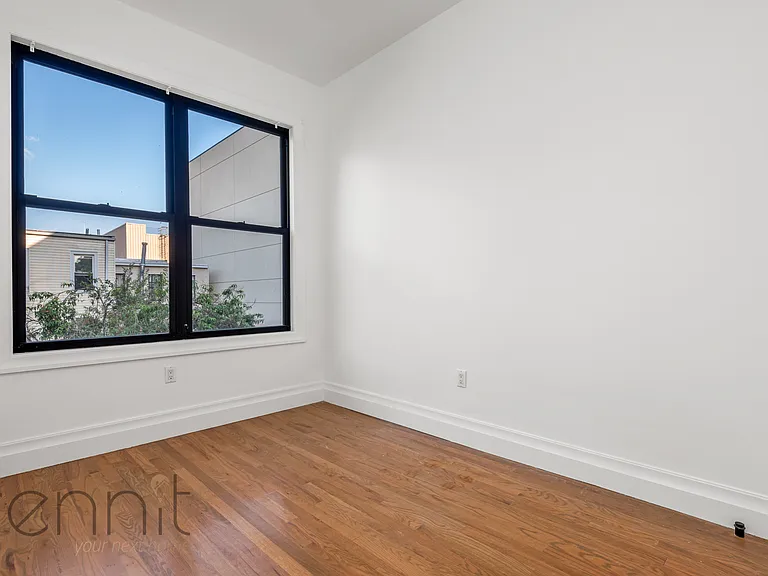1622 Summerfield St #2L — Photo 7