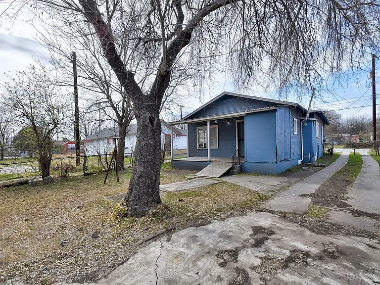 1314 N Sabinas St — Photo 19