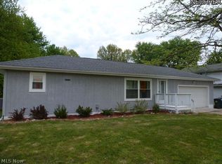 10083 Avon Belden Rd, Grafton, OH 44044