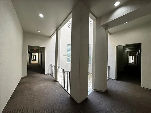 330 Julia St #205 — Photo 24