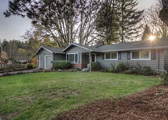 Great single family home in a great location!