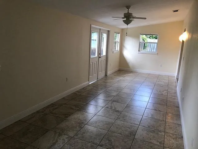 18966 SE Southgate Dr — Photo 5