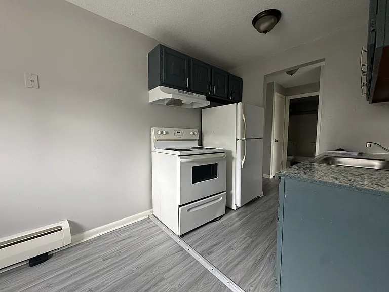 89-C4 S Whitney St #C4 — Photo 10