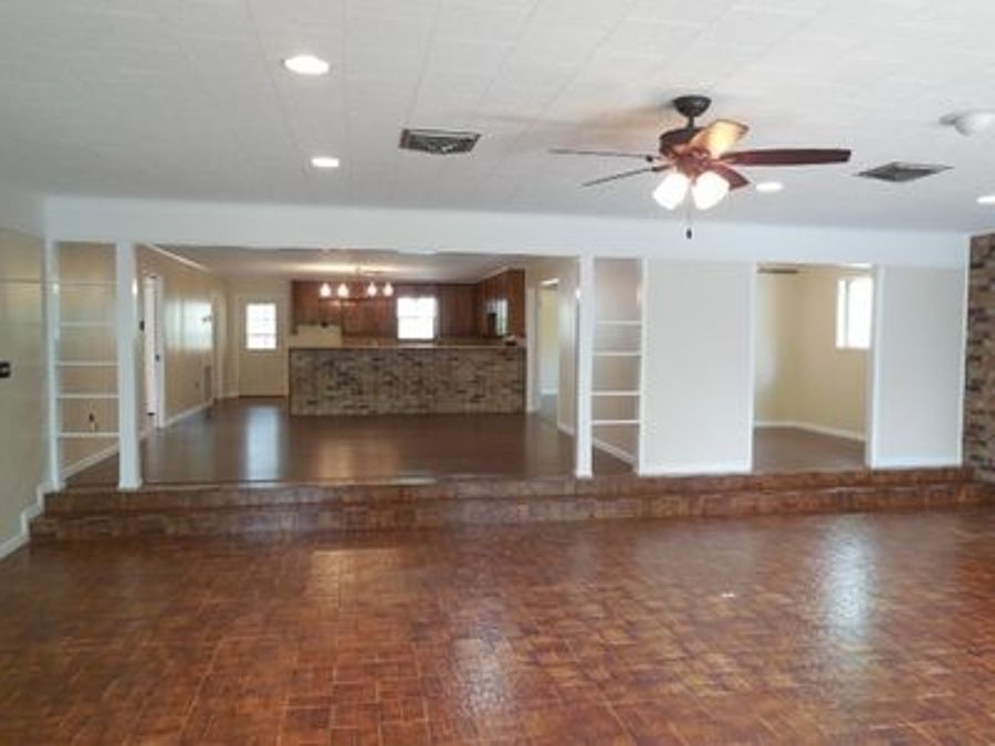 1st image of 190 Sunflower Dr