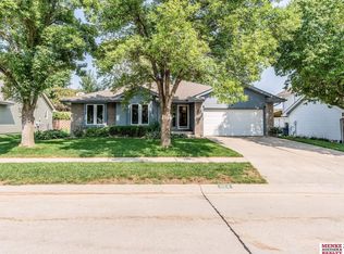 1124 Tower Ridge Dr, Council Bluffs, IA 51503
