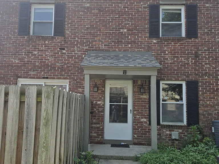 5946 Deerwood Ct — Photo 20