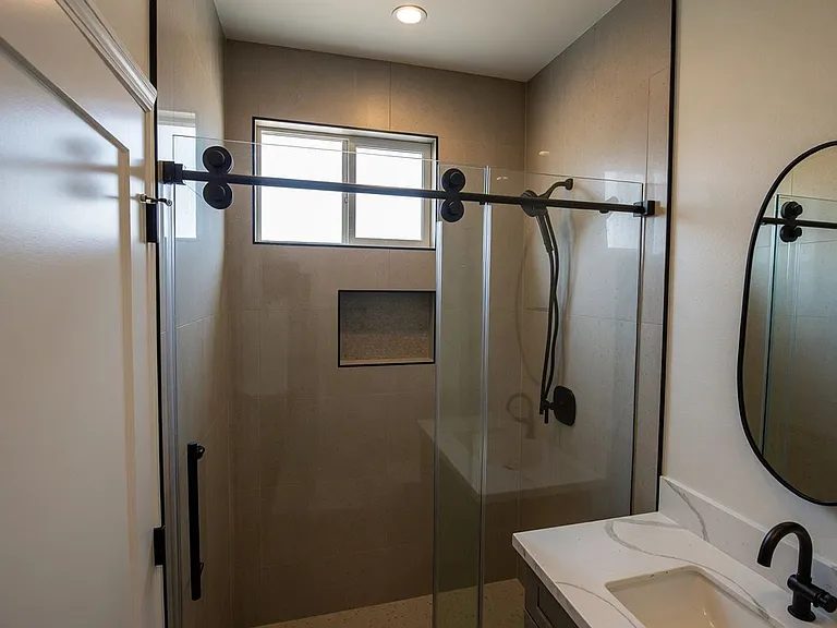 1056 Hoffman Ave #1 — Photo 5
