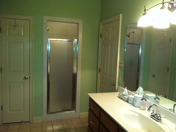 Mbath separate shower