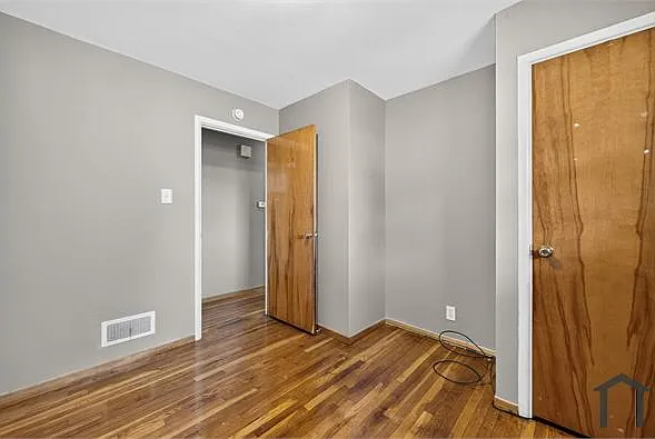 158 Monteith Cir — Photo 12