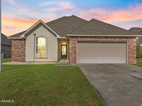 107 Green Mountain Ridge St, Youngsville, LA 70592