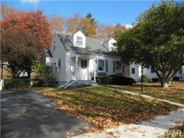 757 Magnolia Rd, Hellertown, PA 18055