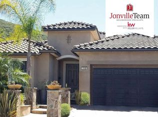 910 Bridgeport Ct, San Marcos, CA 92078
