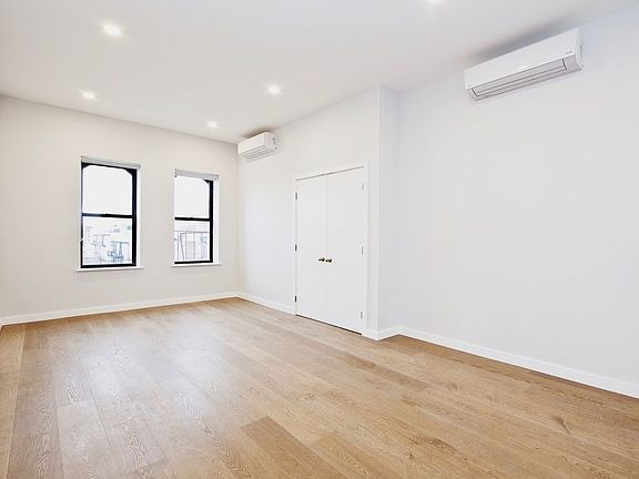 4th image of 453 Court St #4LL