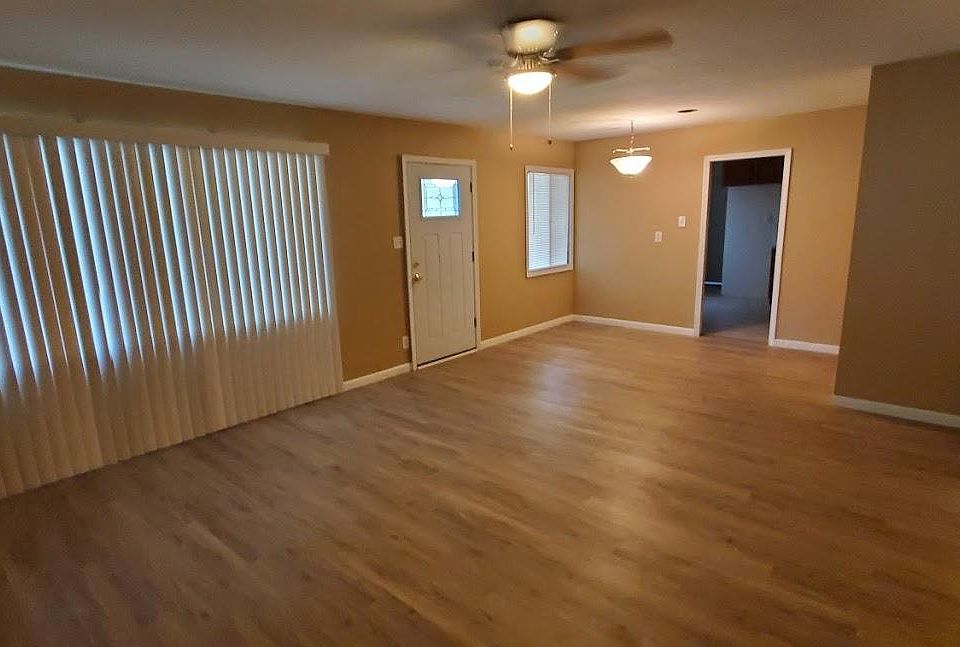 2nd image of 131 Saint Paul Dr