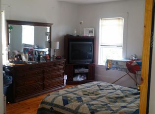 65 Charles St #2, Reading, MA 01867