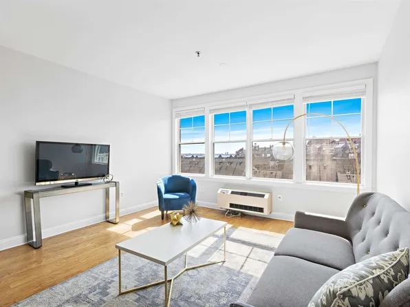 30 Constitution Way APT 409, Jersey City, NJ 07305