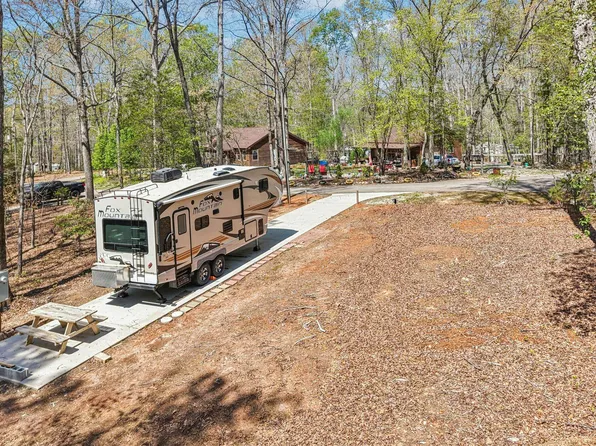 101 Nebow Ln, Louisburg, NC 27549