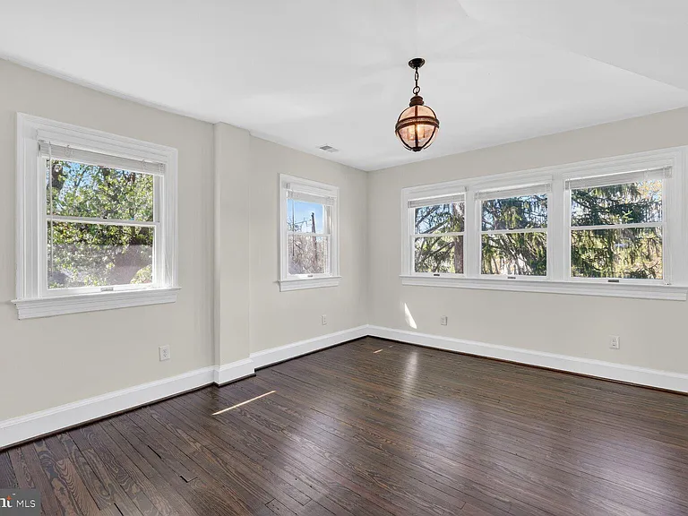 4701 Cumberland Ave — Photo 10