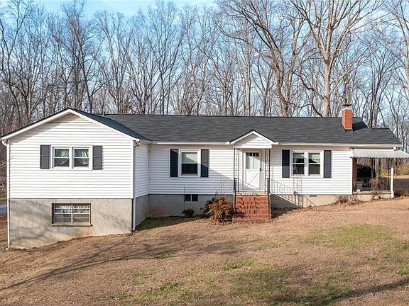 2nd image of 437 Cooper Lake Rd SE