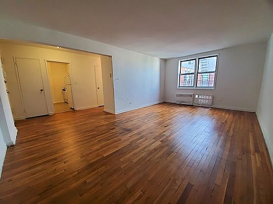 1st image of 5115 Van Kleeck St APT 7N