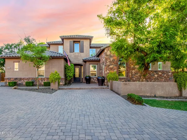 2092 S NAVAJO Court, Chandler, AZ 85286