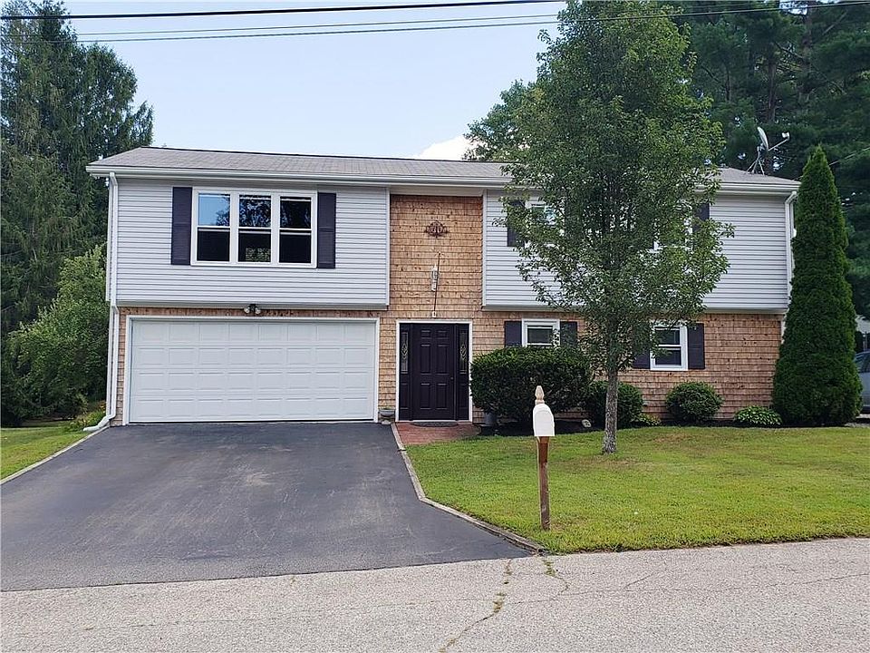 1st image of 28 Sycamore Dr