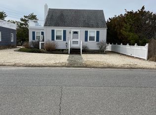 256 13th St, Beach Haven, NJ 08008