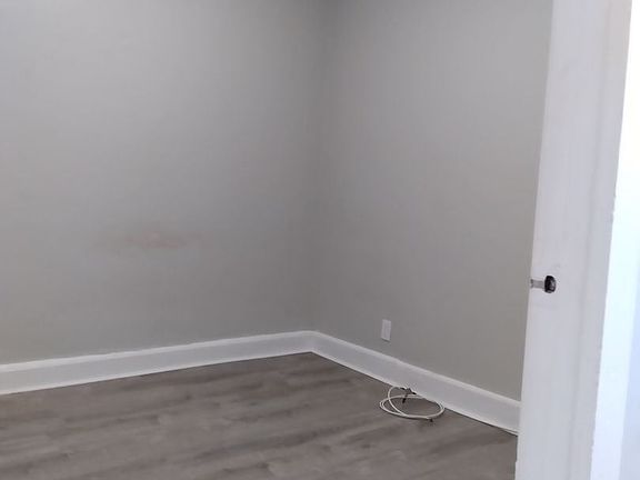 5th image of 11 Elberon Pl