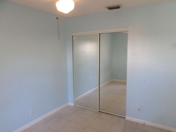 5th image of 5206 Glencove Lane #5206